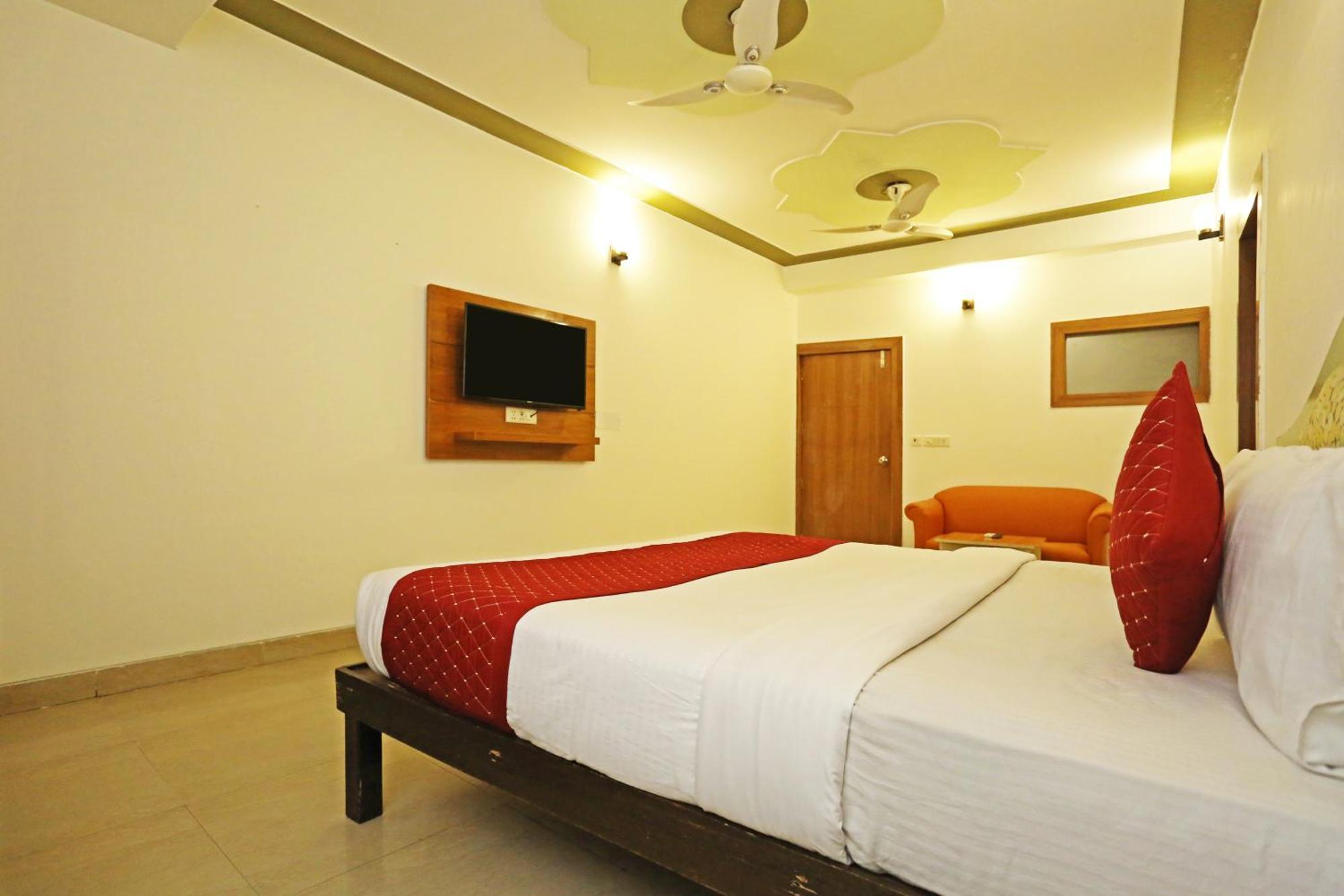 Hotel Ambrosia - A Boutique Hotel New Delhi Exterior photo