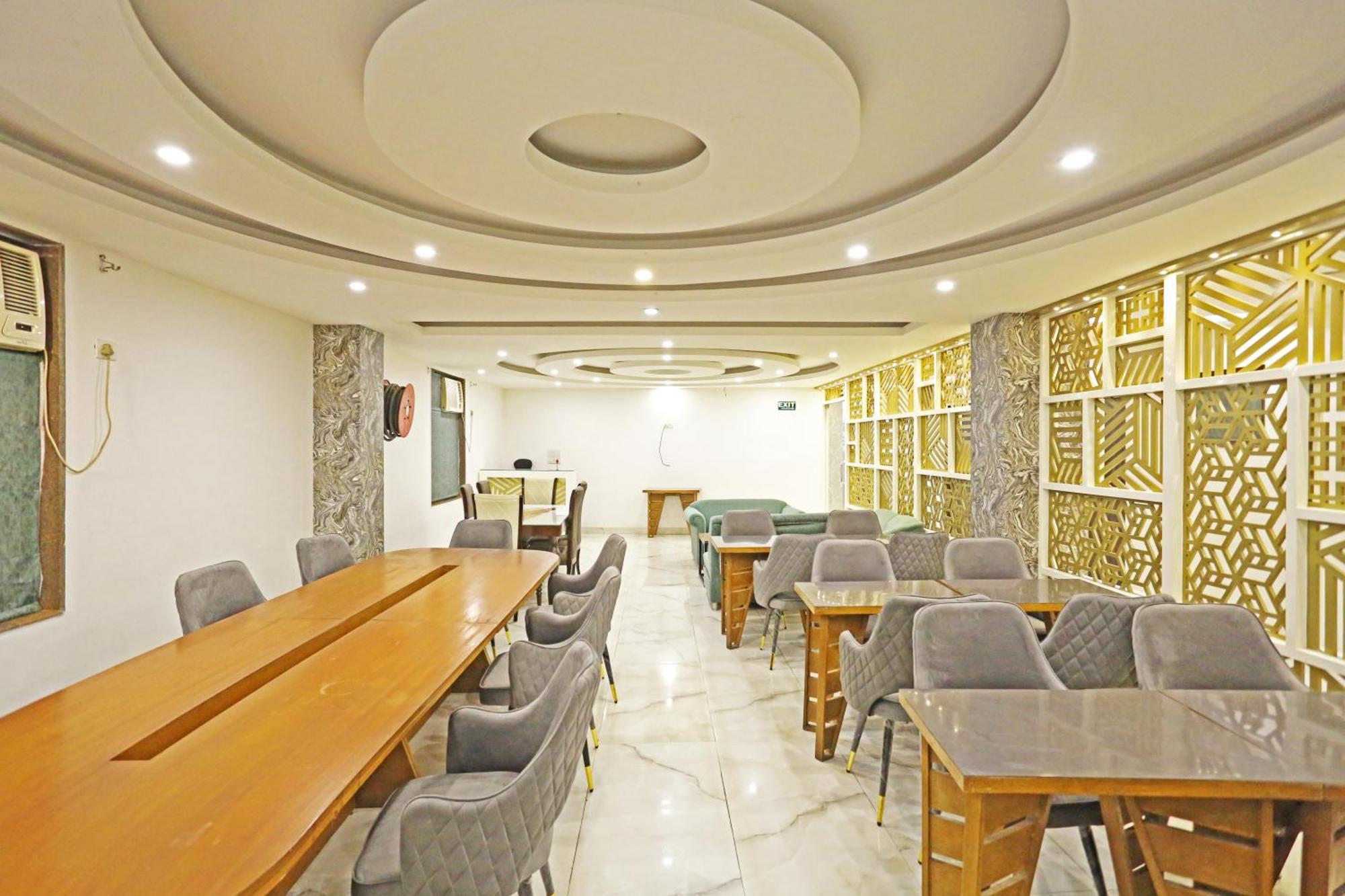 Hotel Ambrosia - A Boutique Hotel New Delhi Exterior photo